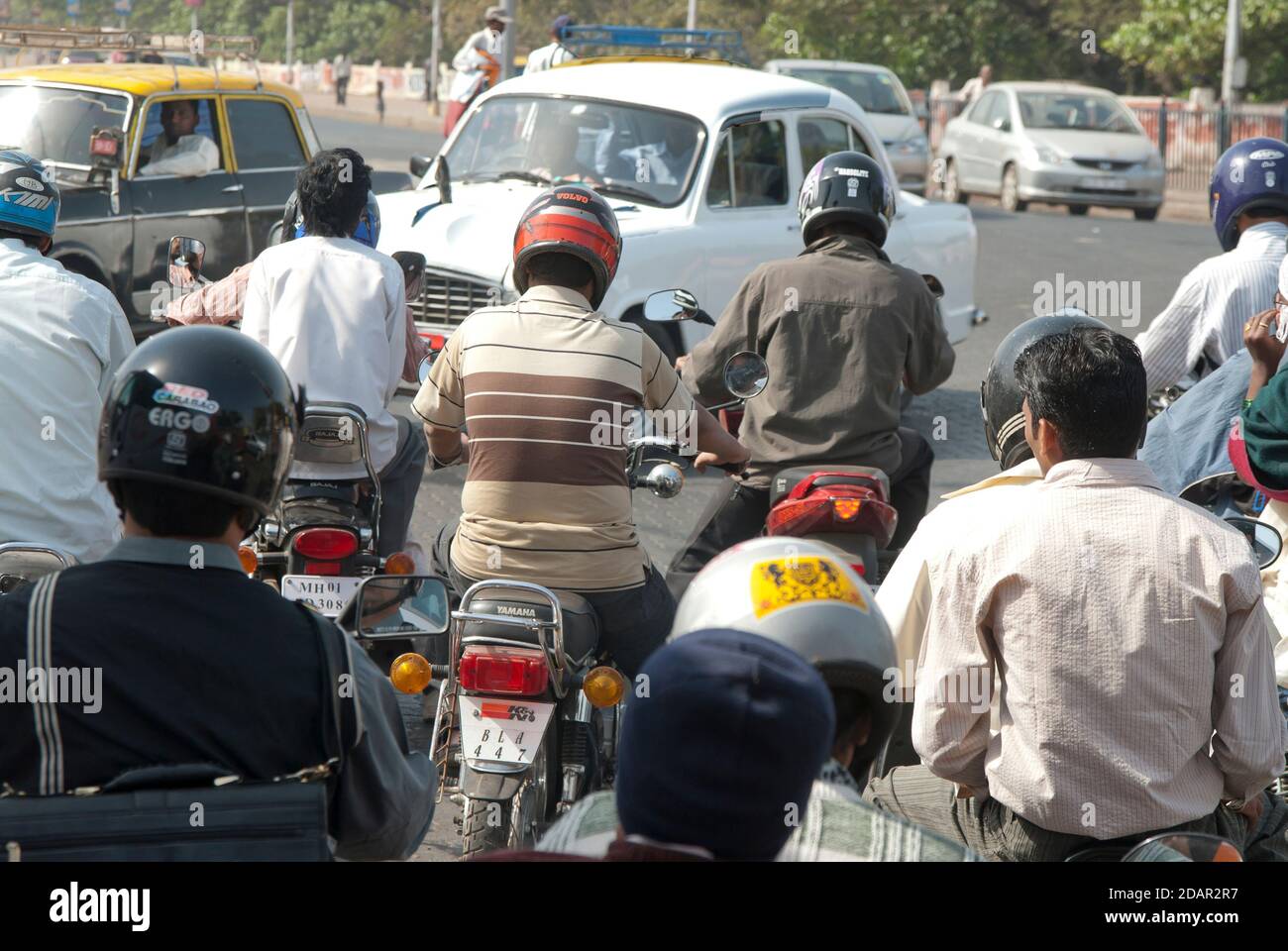 Car pollution india hi-res stock photography and images - Alamy