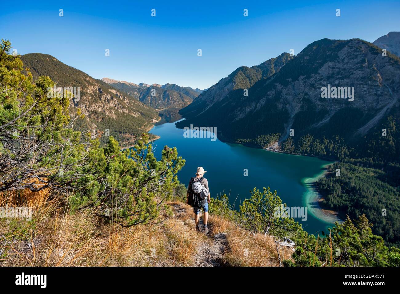 Panoramic hiking trail hi-res stock photography and images - Page 13 - Alamy