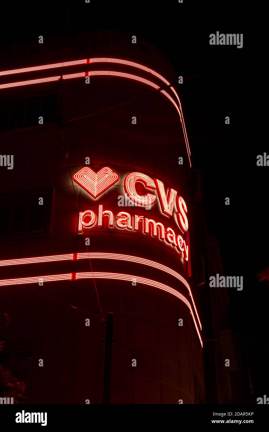 Pharmacy Neon Sign High Resolution Stock Photography and Images - Alamy