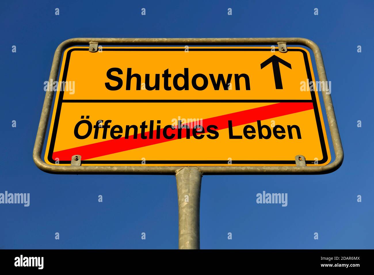 Symbolic image, End of public life through second shutdown, Second wave of the Corona crisis, Germany Stock Photo