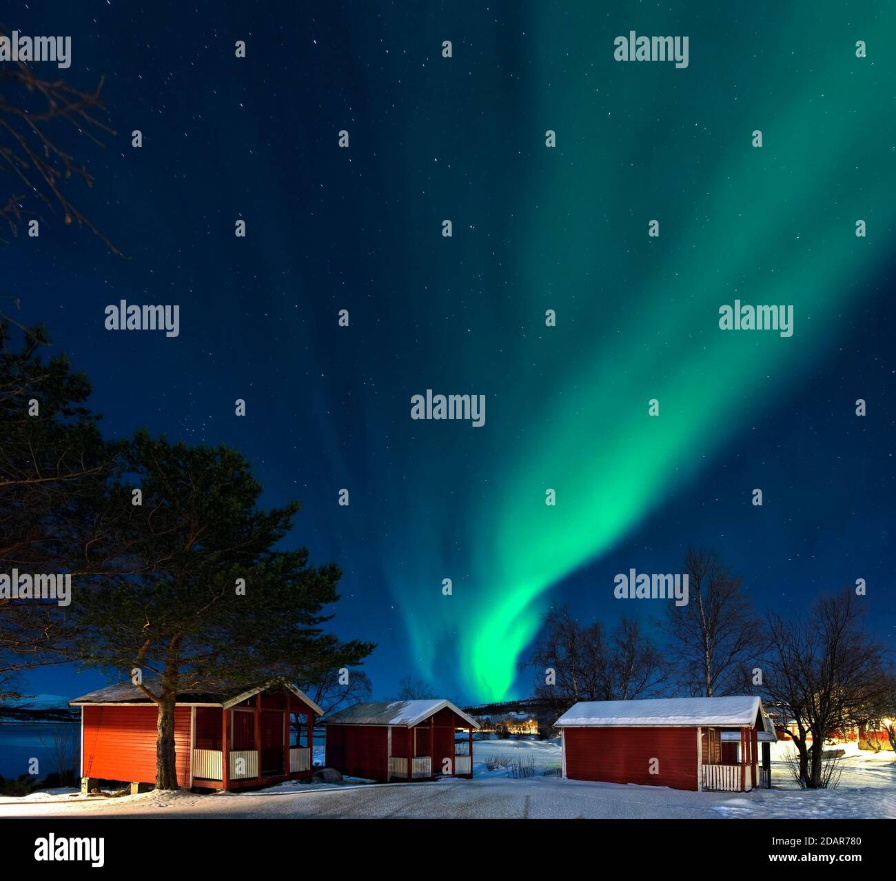 Northern lights camping cabins Tysjford Norway Stock Photo Alamy