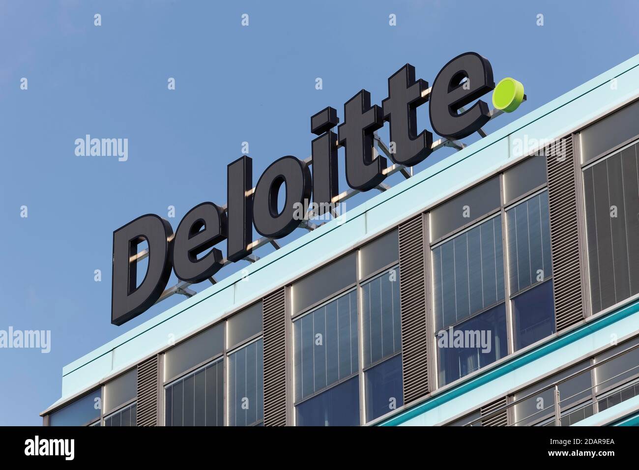 Deloitte logo hires stock photography and images Alamy