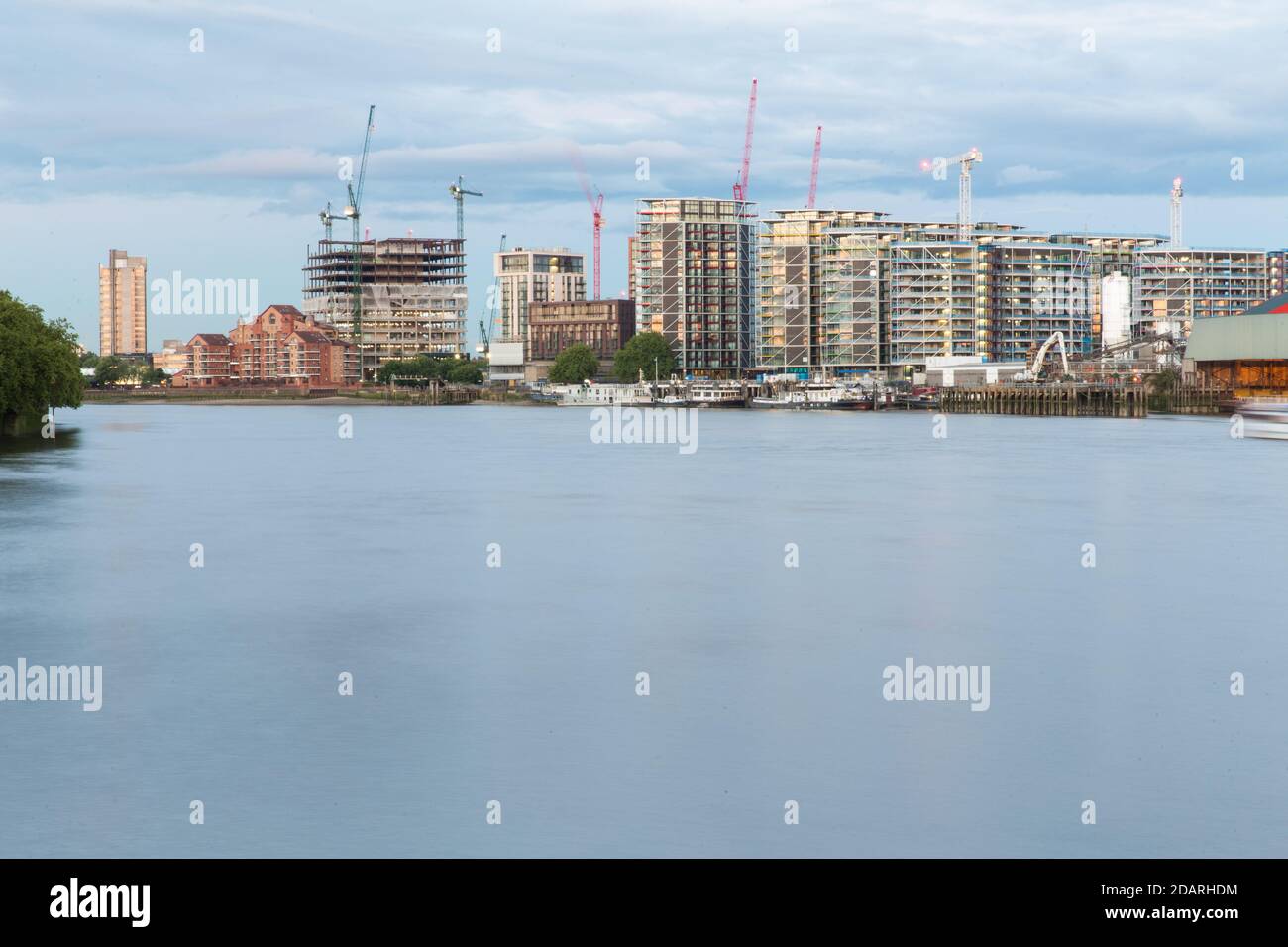 Nine Elms Development Nine elms development hi-res stock photography and images - Alamy