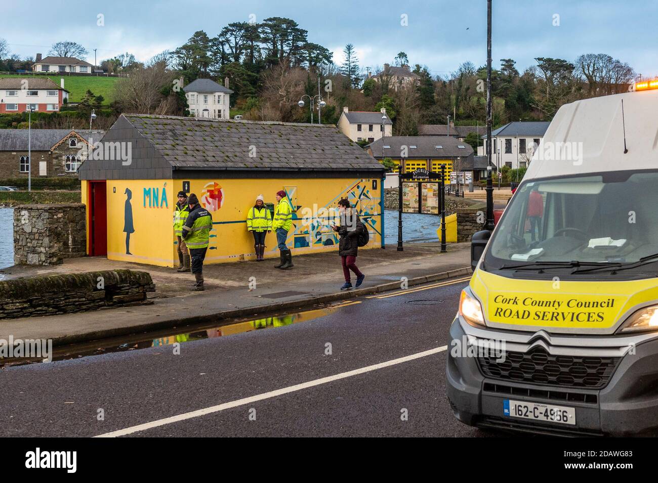 Bantry, West Cork, Ireland. 15th Nov, 2020. After part of the town square flooded this morning, high tide passed this evening with no floods. Cork County Council employees, including Council engineer Ruth O'Brien, were on stand-by in case the square flooded again. Credit: AG News/Alamy Live News Stock Photo