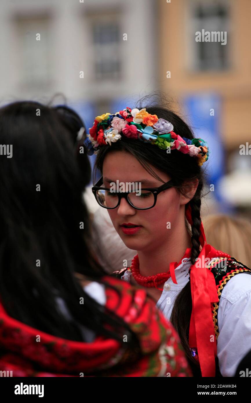 Polish national costume hi-res stock photography and images - Alamy