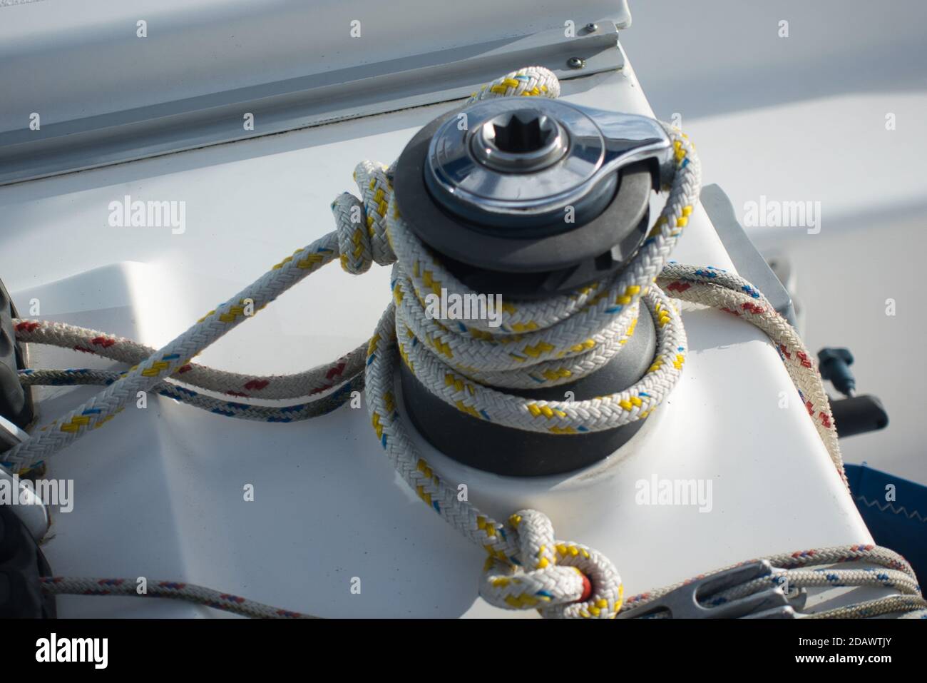 A winch on a yacht used to tighten halyards and sheets Stock Photo