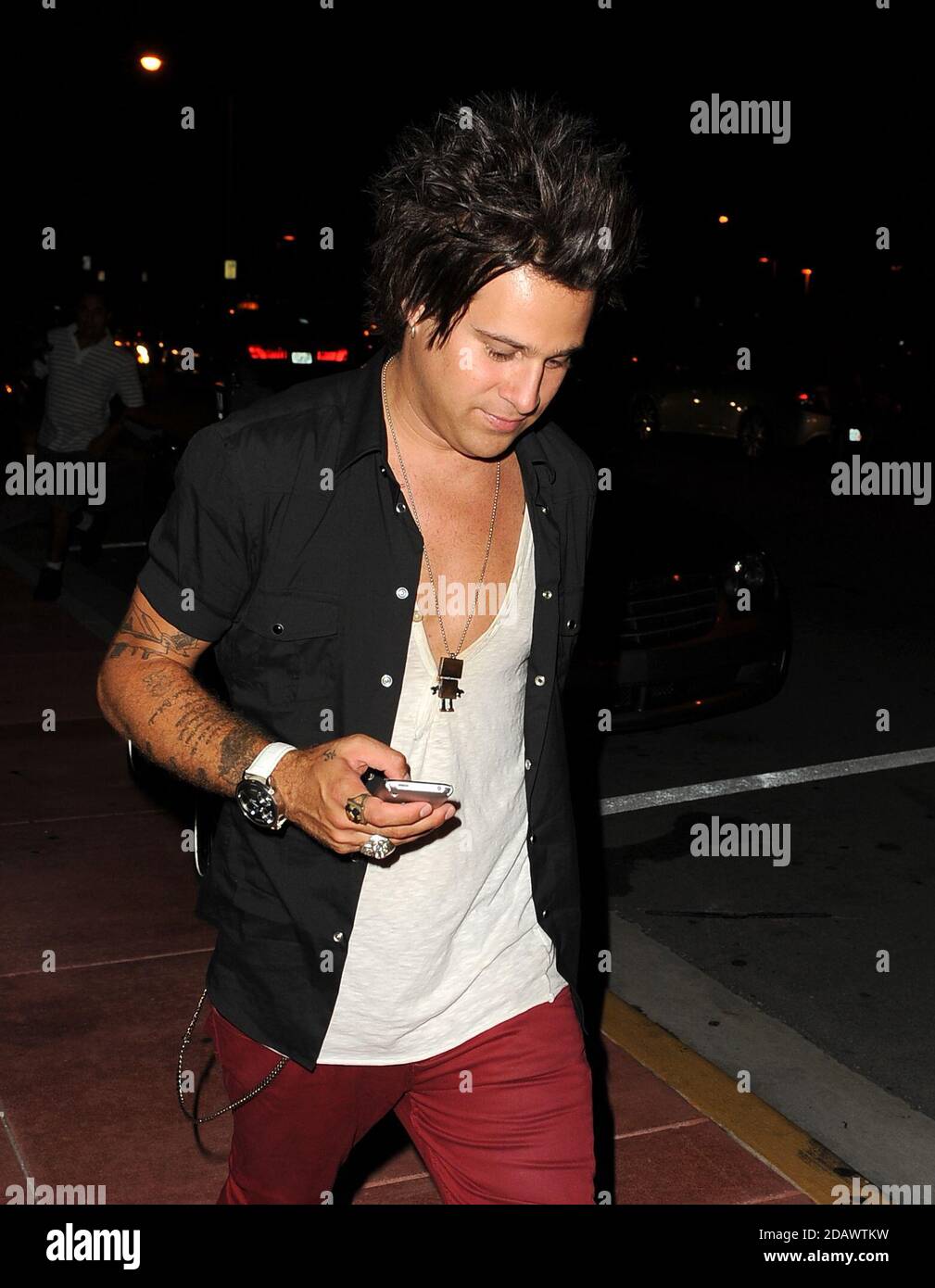 Miami, United States Of America. 08th July, 2009. MIAMI, FL- JULY 08: D lister singer Ryan Cabrera and Michael Yo, out with some girls in South Beach. On July 8, 2010, in Miami, Florida. People: Ryan Cabrera Credit: Storms Media Group/Alamy Live News Stock Photo