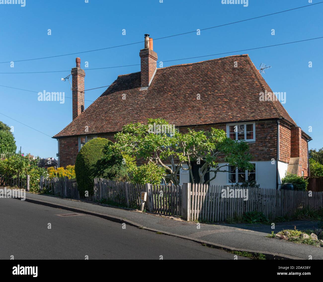 A cottage in the village of Egerton, Kent, UK Stock Photo Alamy