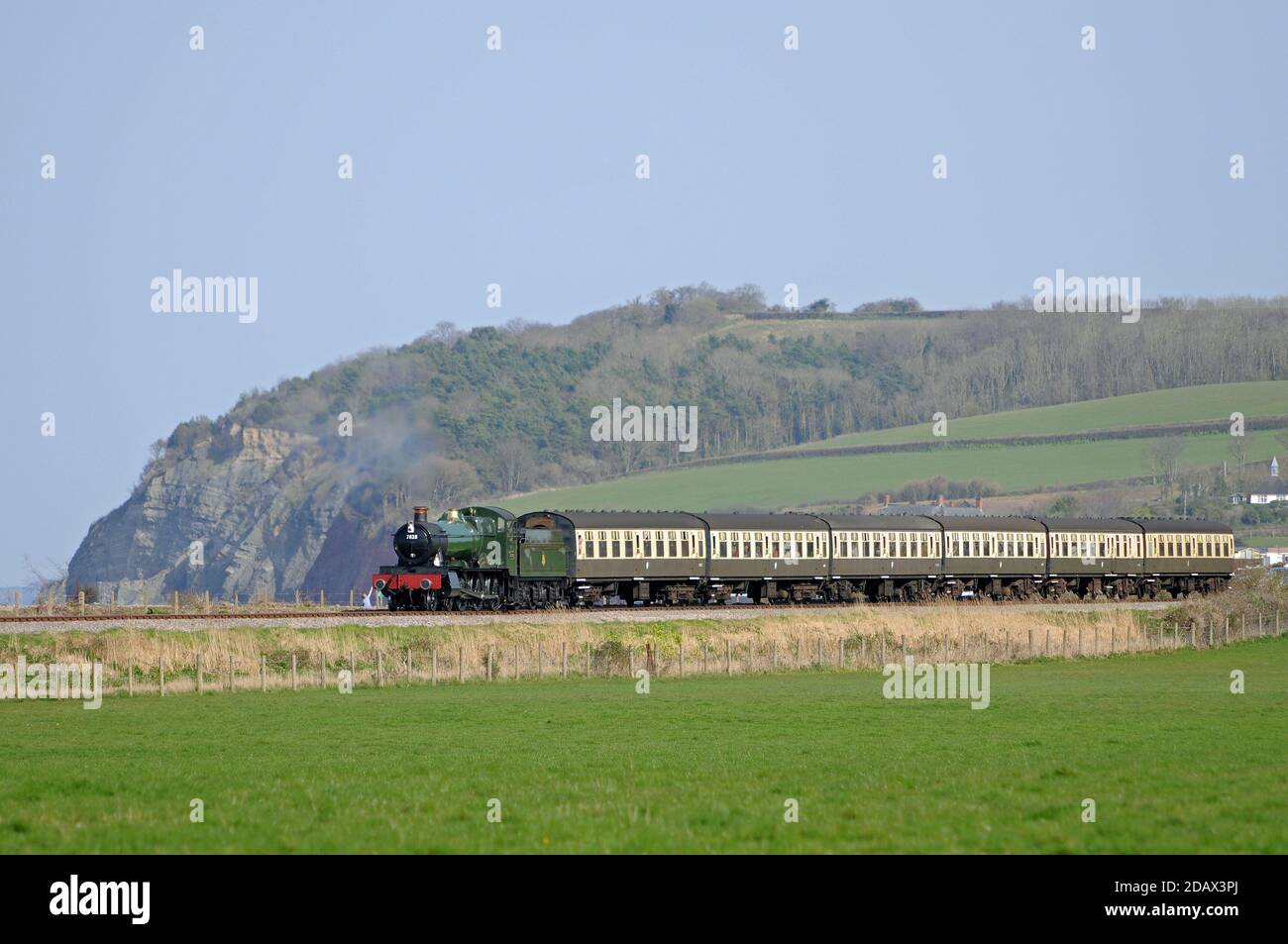'Odney Manor' leaves Blue Anchor with a Bishops Lydeard - Minehead service. Stock Photo
