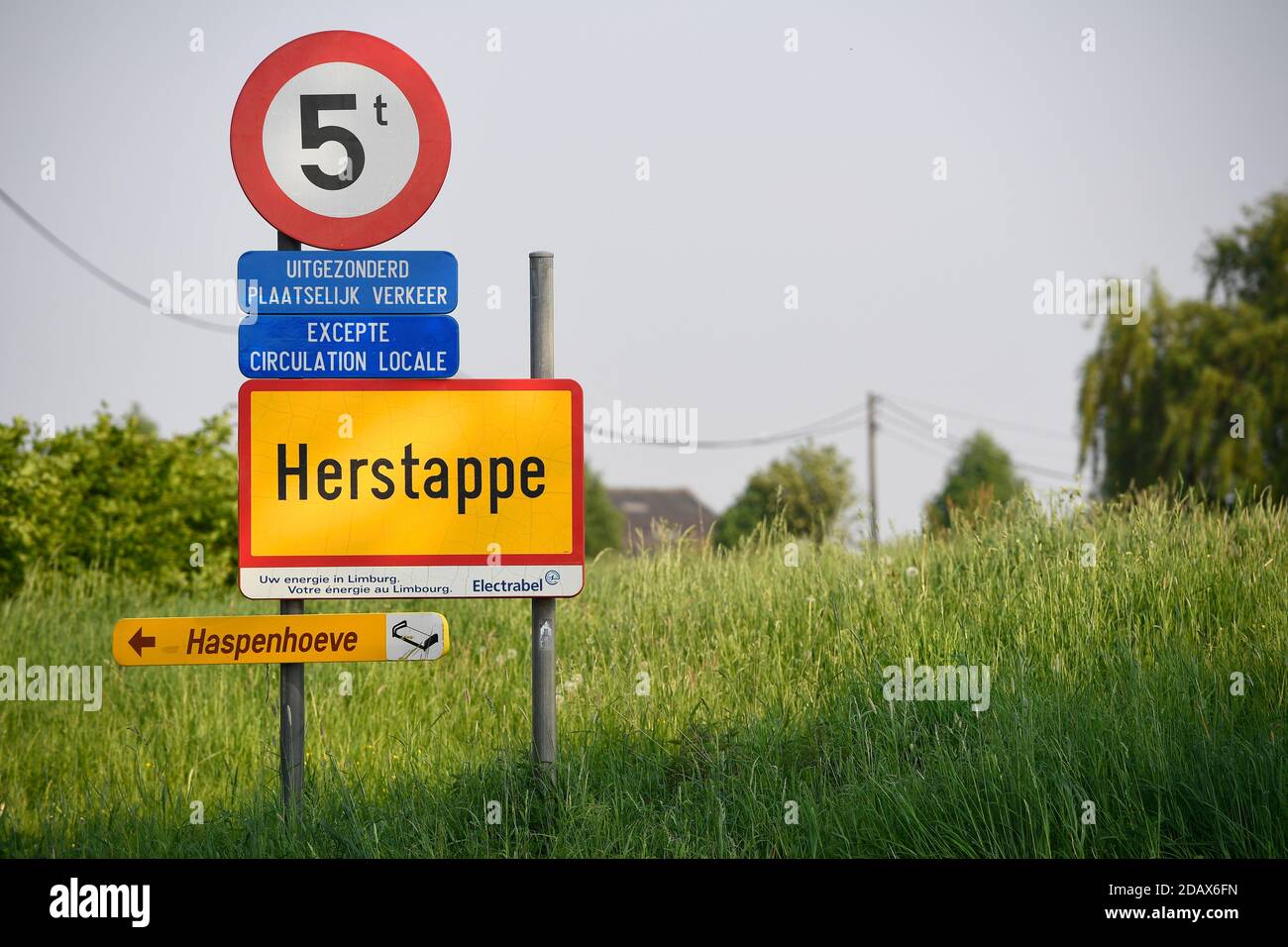 Illustration shows the name of the Herstappe municipality on a road sign, Thursday 17 May 2018. BELGA PHOTO YORICK JANSENS Stock Photo
