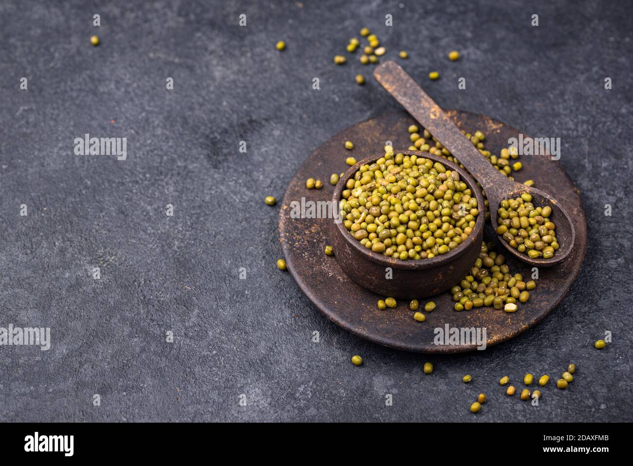 Mung bean seed hi-res stock photography and images - Alamy