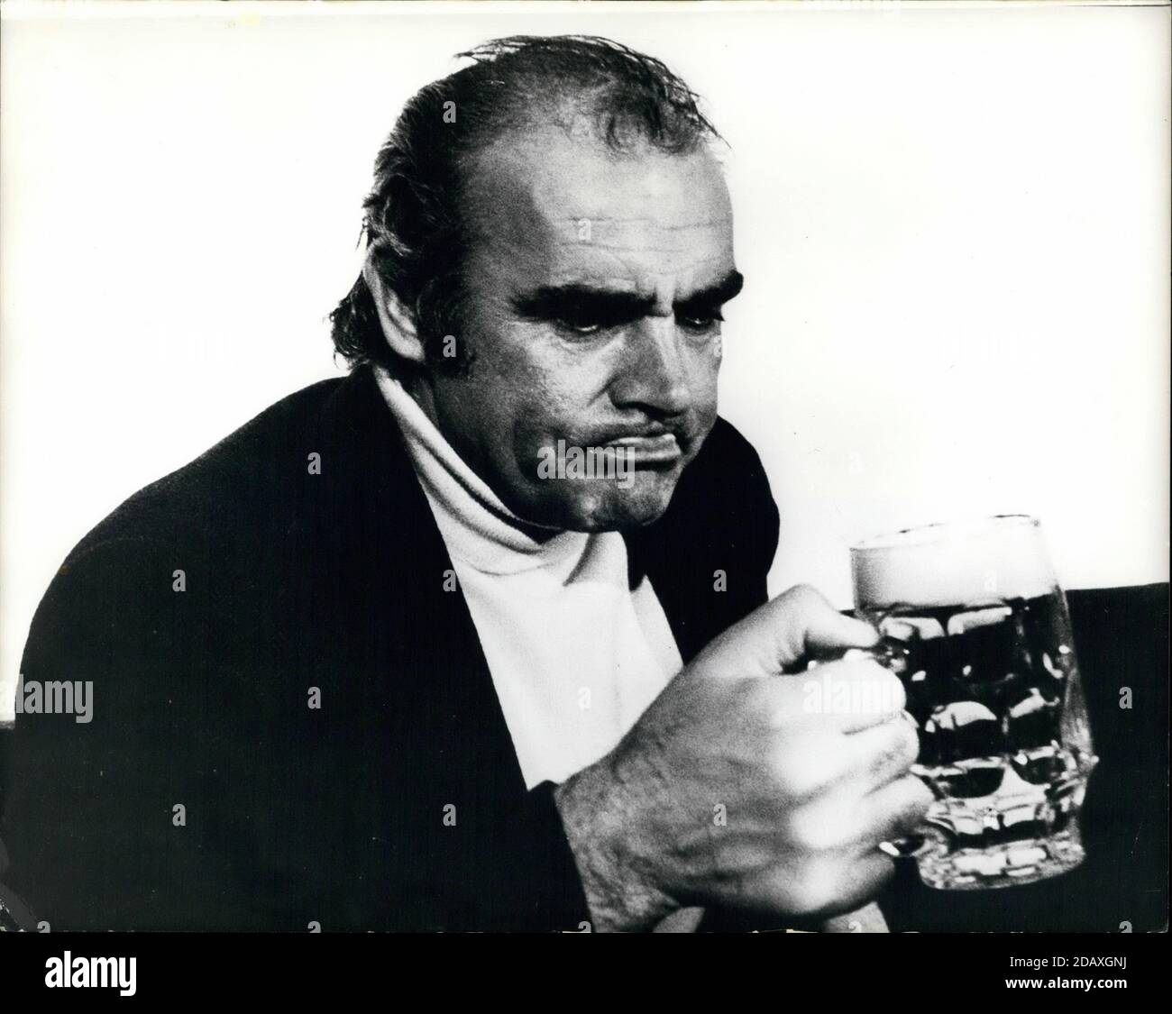 Black and white sean connery hires stock photography and images Alamy