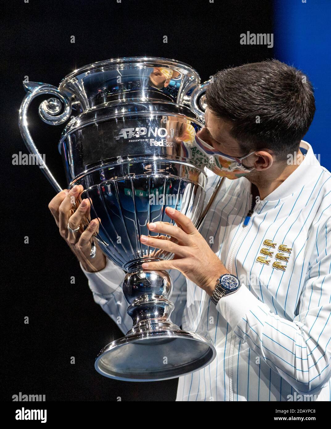 Novak london atp world no 1 trophy hi res stock photography and images Alamy