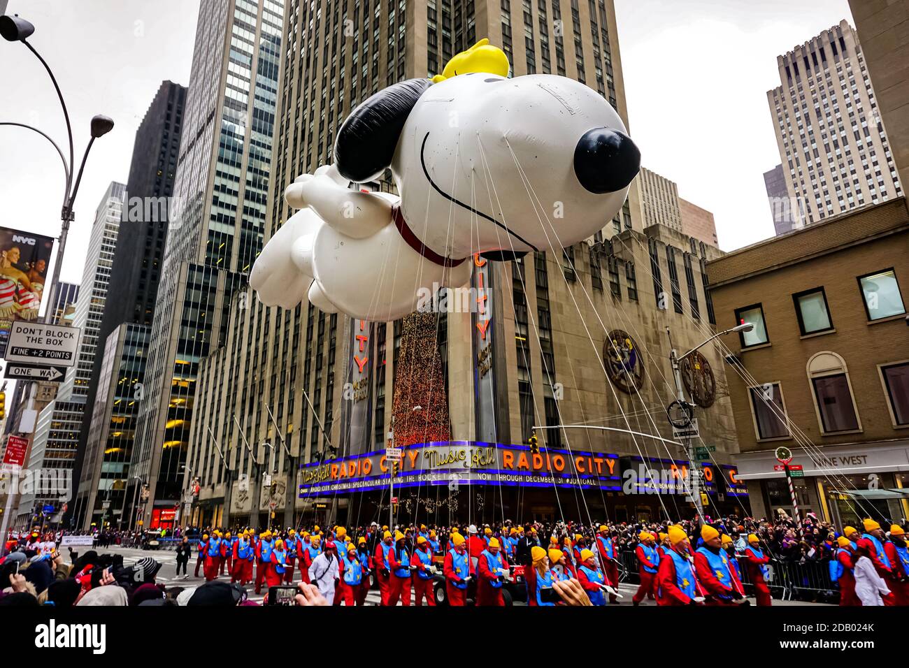 Macy's thanksgiving day parade hires stock photography and images Alamy