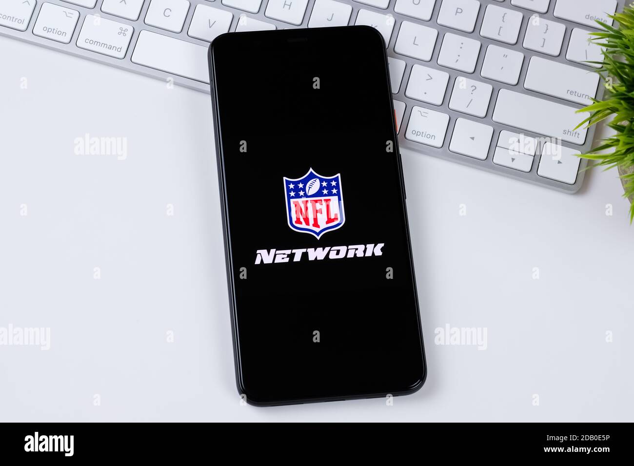 NFL Network app logo on a smartphone screen Stock Photo