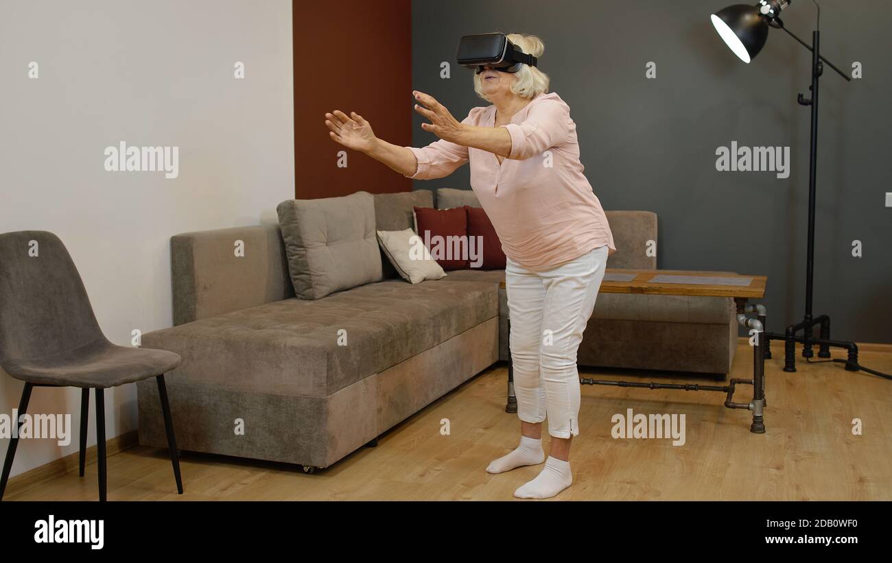 GRANNY 360° // VR 360° Virtual Reality Experience 