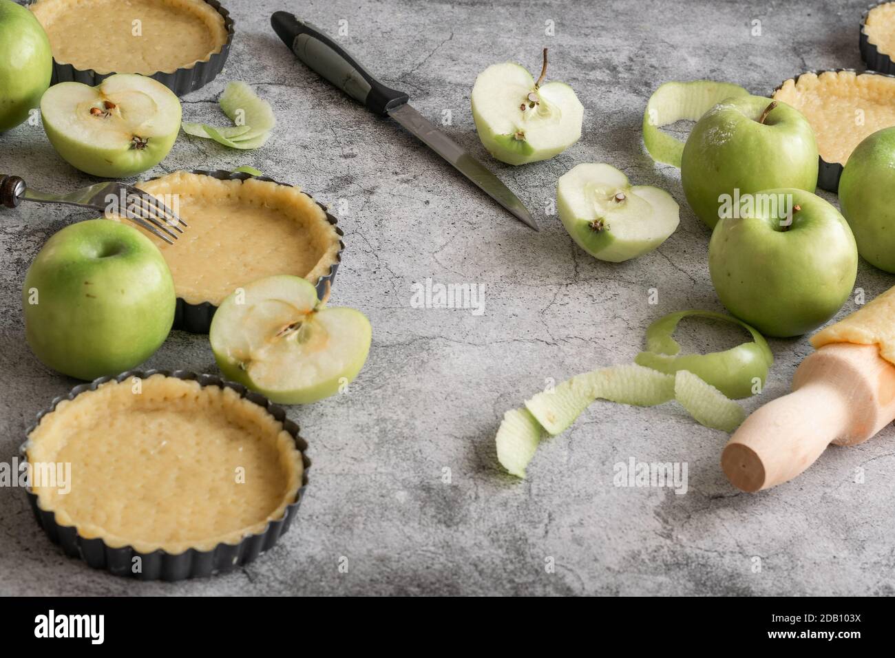 Short crust pastry for apple pies, cooking concept Stock Photo Alamy