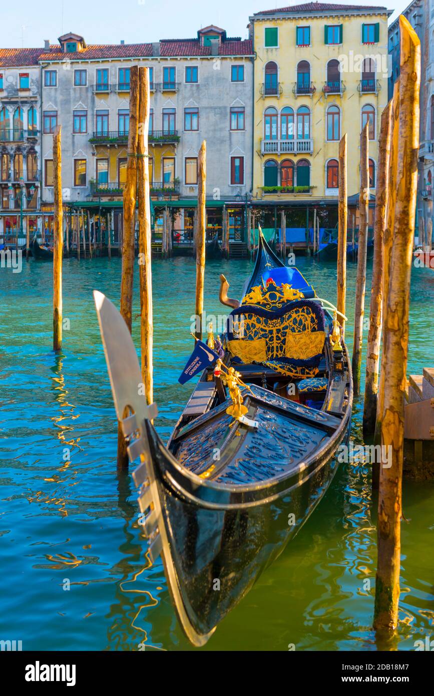Luxury gondola hi-res stock photography and images - Alamy