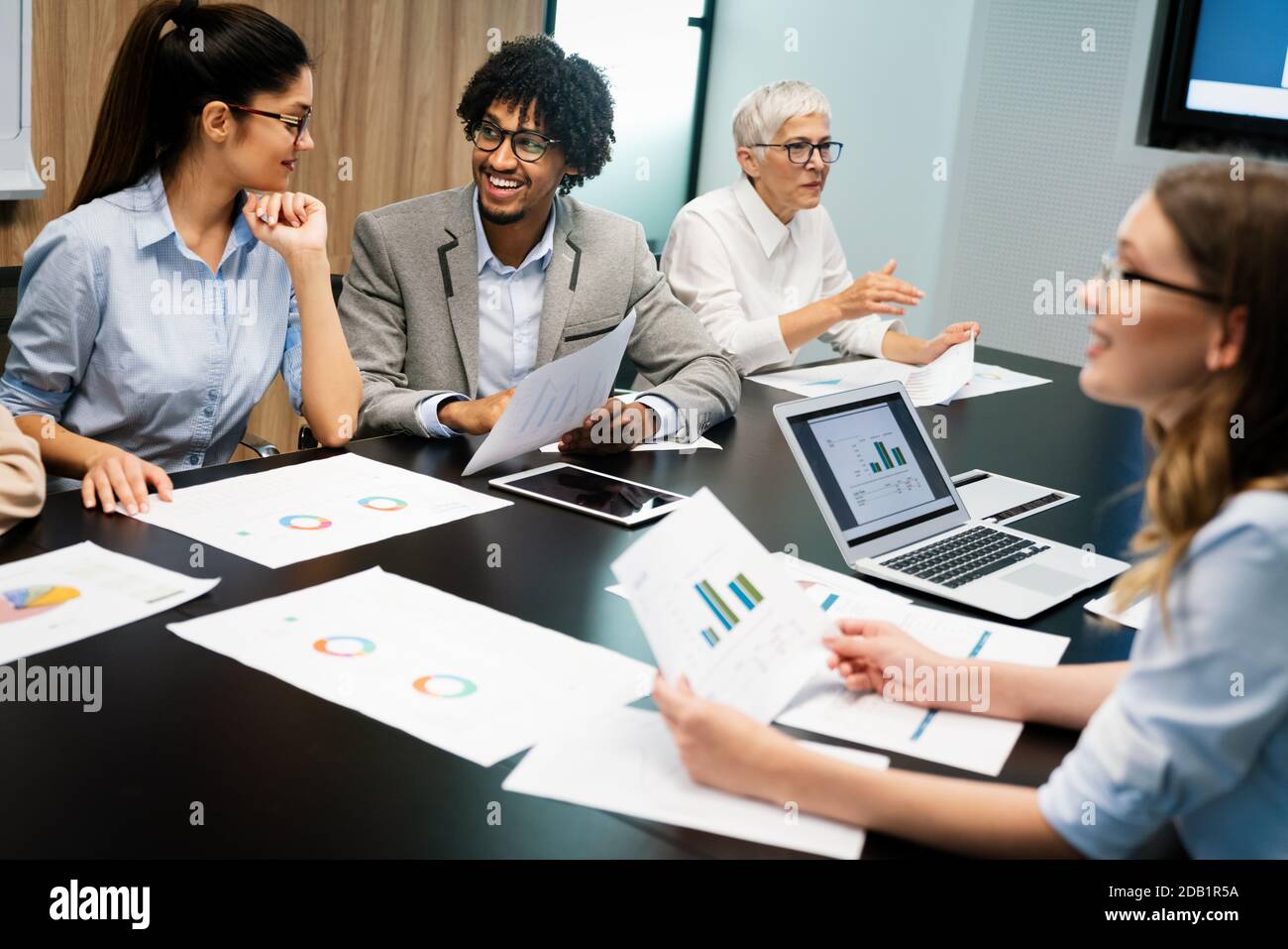 Mature programmer working old hi-res stock photography and images - Alamy
