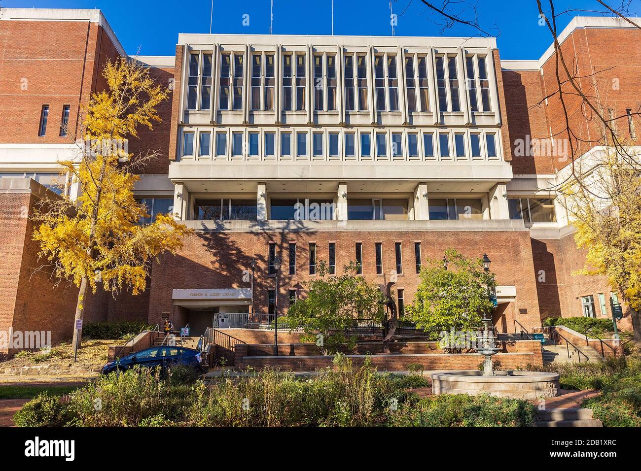 Vernon r alden library hires stock photography and images Alamy