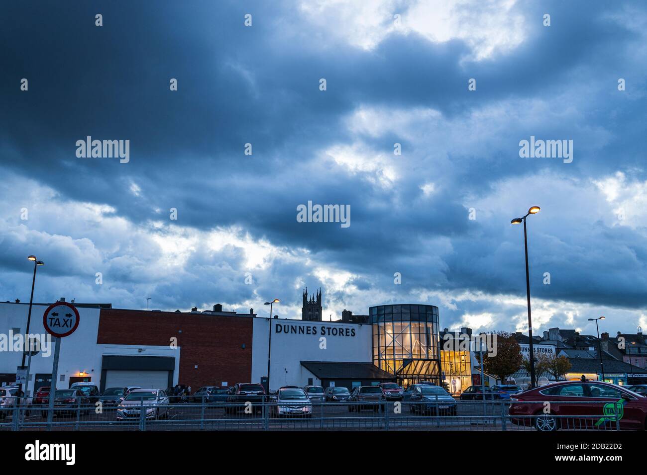 Supermarket car parks hires stock photography and images Alamy