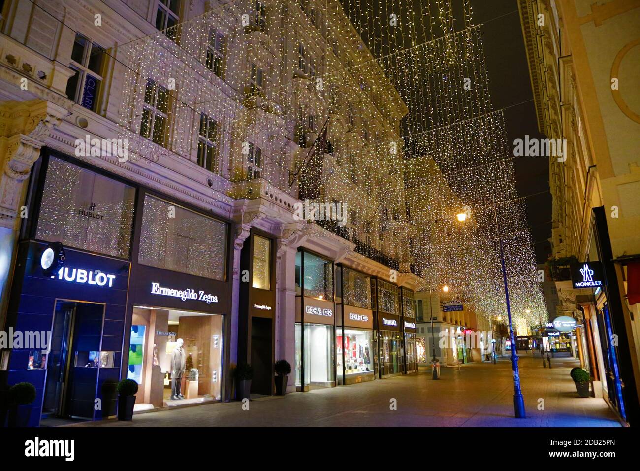 Kohlmarkt vienna austria hi-res stock photography and images - Page 5 -  Alamy