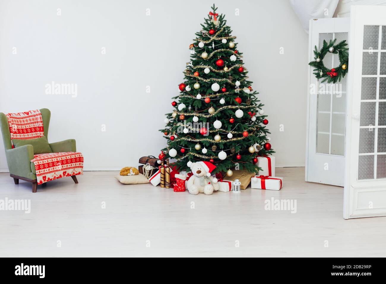 Father Woodys Christmas Party 2022 Dates New Year's Interior Christmas Tree With Gifts Decor 2021 2022 Stock Photo -  Alamy