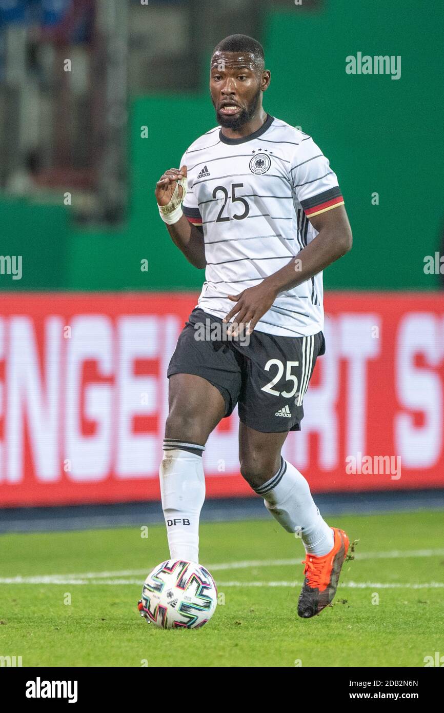 Stephan Kofi AMBROSIUS (GER) with ball, single action with ball, action, football Laenderspiel, U21, friendly game, Germany (GER) - Slovenia (SLO) 1: 1, on November 12th, 2020 in Braunschweig / Germany. ¬ | usage worldwide Stock Photo