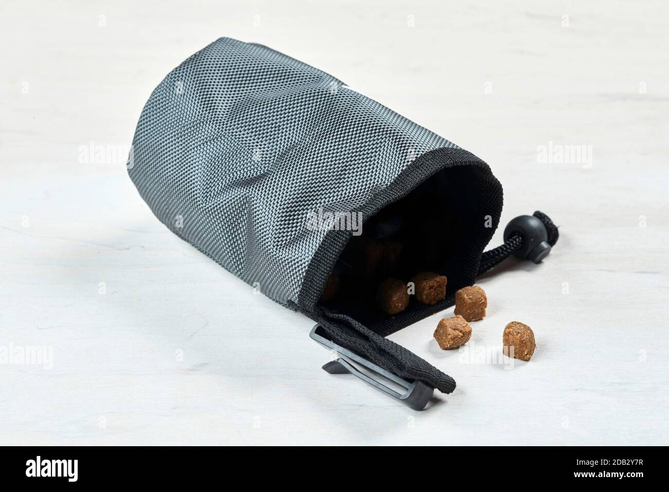 Equipment for dogs: Food bag with dog treats. Not for animal guide books until 9/2022 Stock Photo