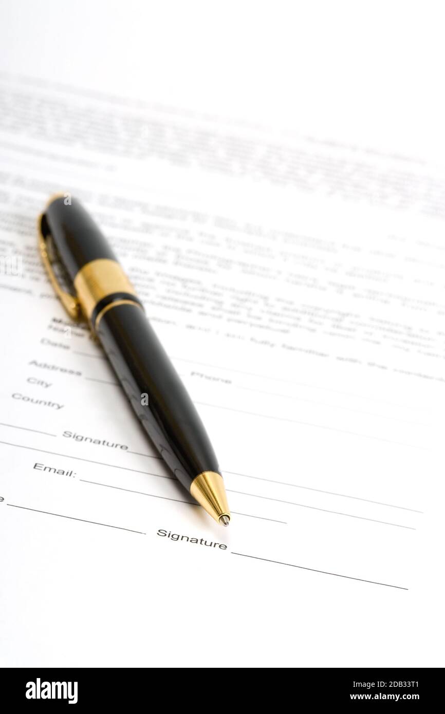 Signature confirmation hi-res stock photography and images - Alamy