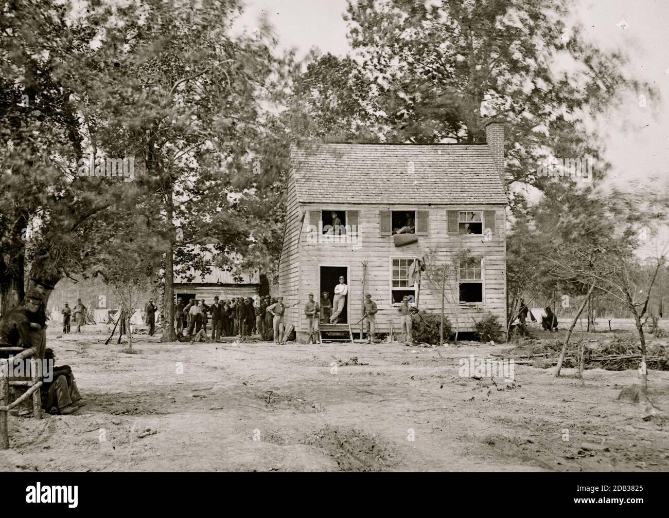 Fair Oaks, Va. Frame house used as a hospital by Gen Joseph Hooker's division. Stock Photo