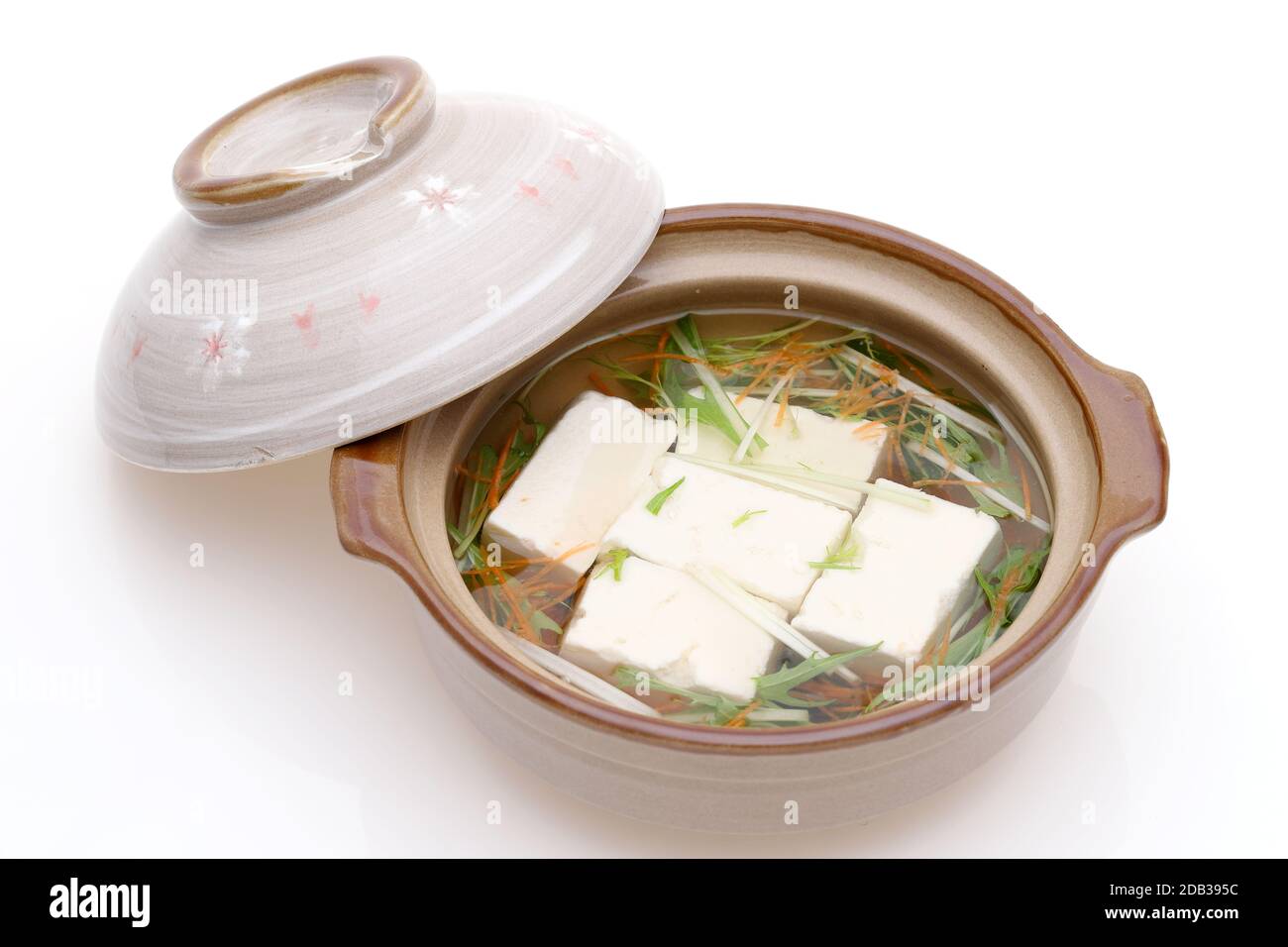 Japanese food, Yudofu in a donabe bowl on white background Stock Photo