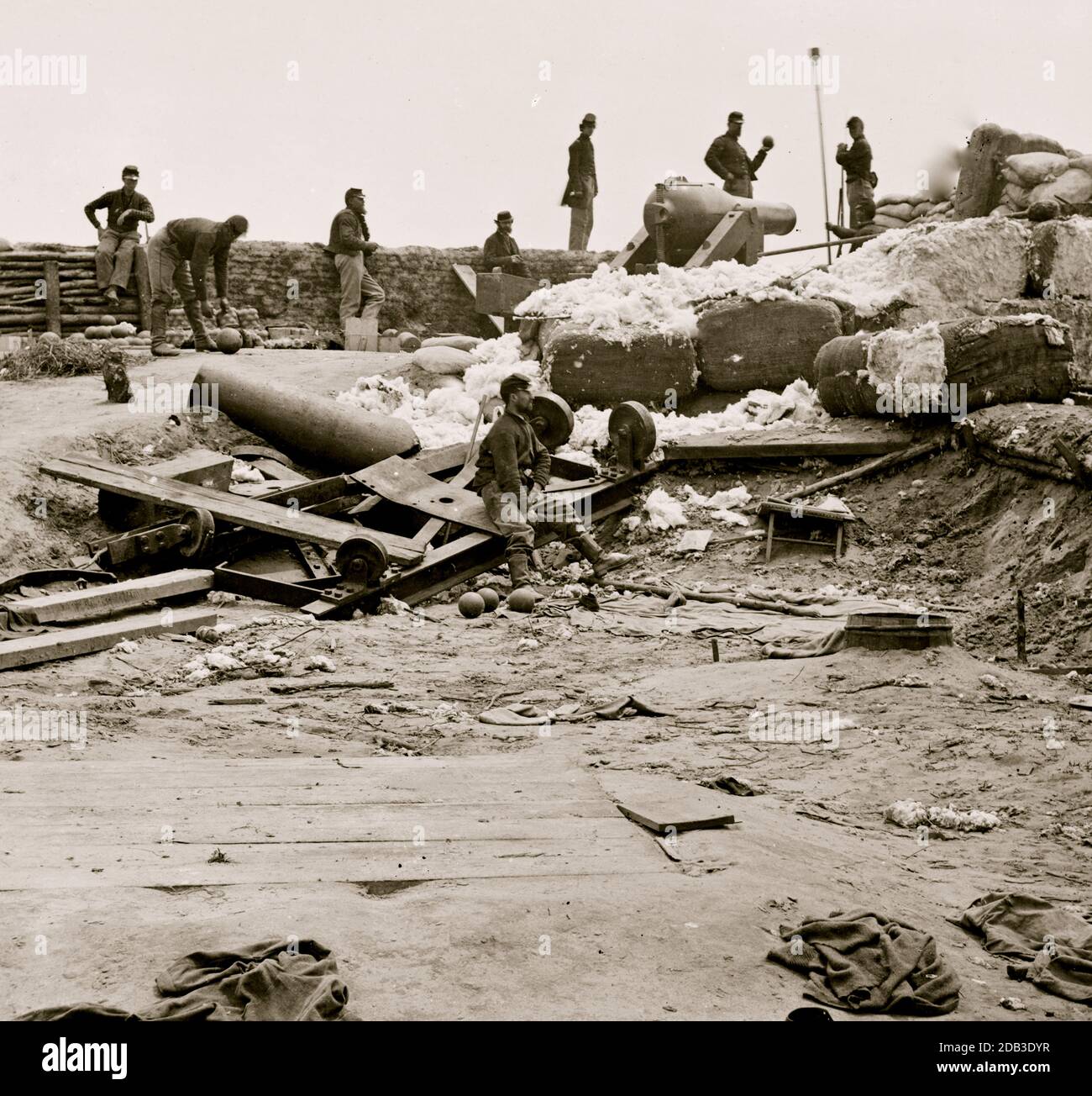 Yorktown, Va. Confederate fortifications reinforced with bales of cotton. Stock Photo