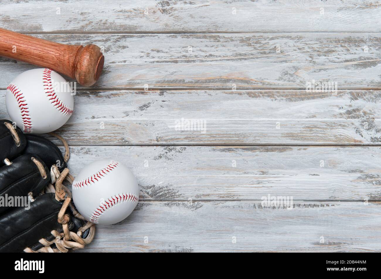 Baseball bat, glove and ball on wooden background. Sport theme background  with copy space for text and advertisment Stock Photo - Alamy