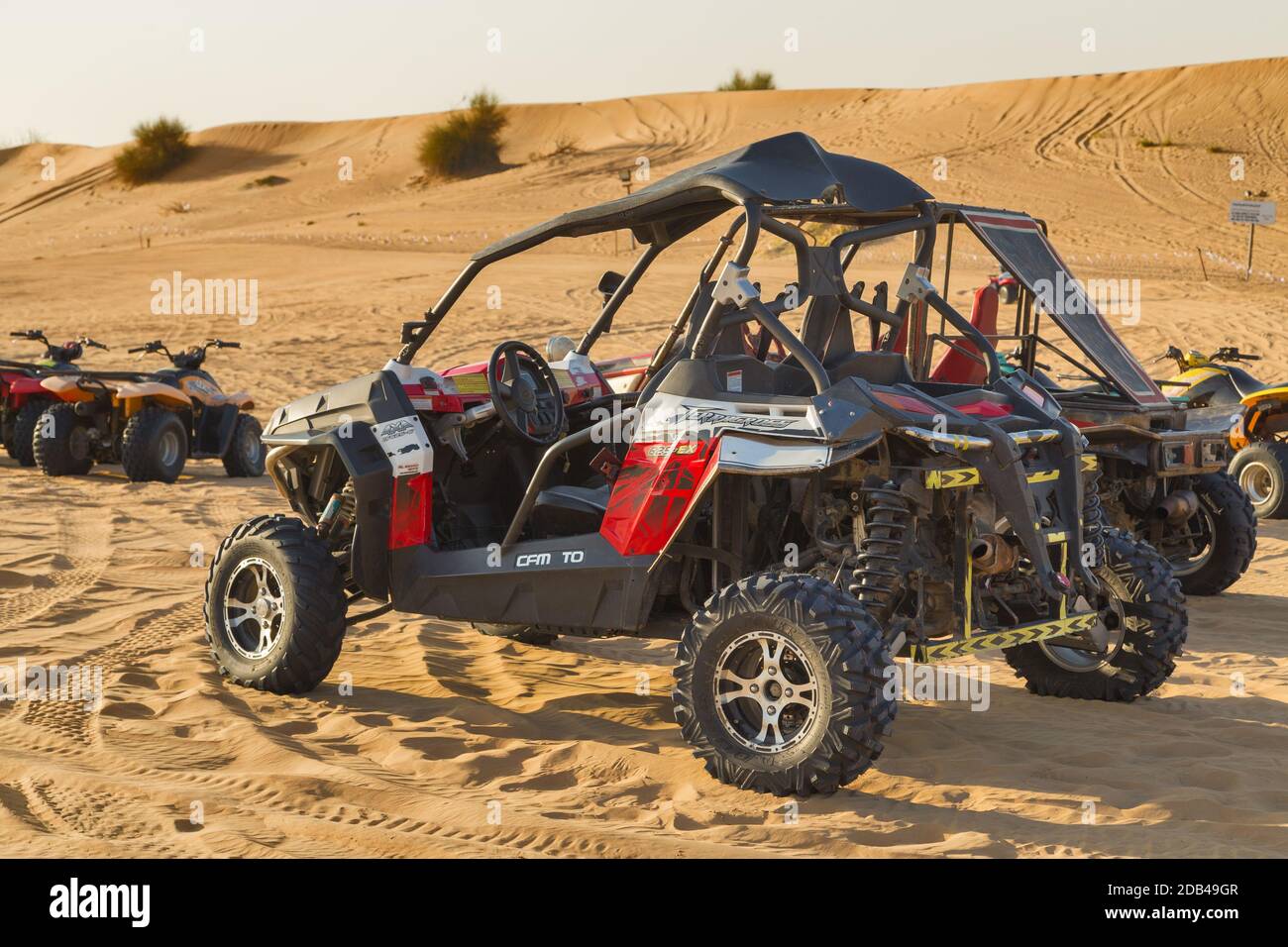 DUBAI, UNITED ARAB EMIRATES - JANUARY 25, 2016: Safari rally buggy off-road  car 4x4 adventure driving in the desert sand dune is a popular activity am  Stock Photo - Alamy