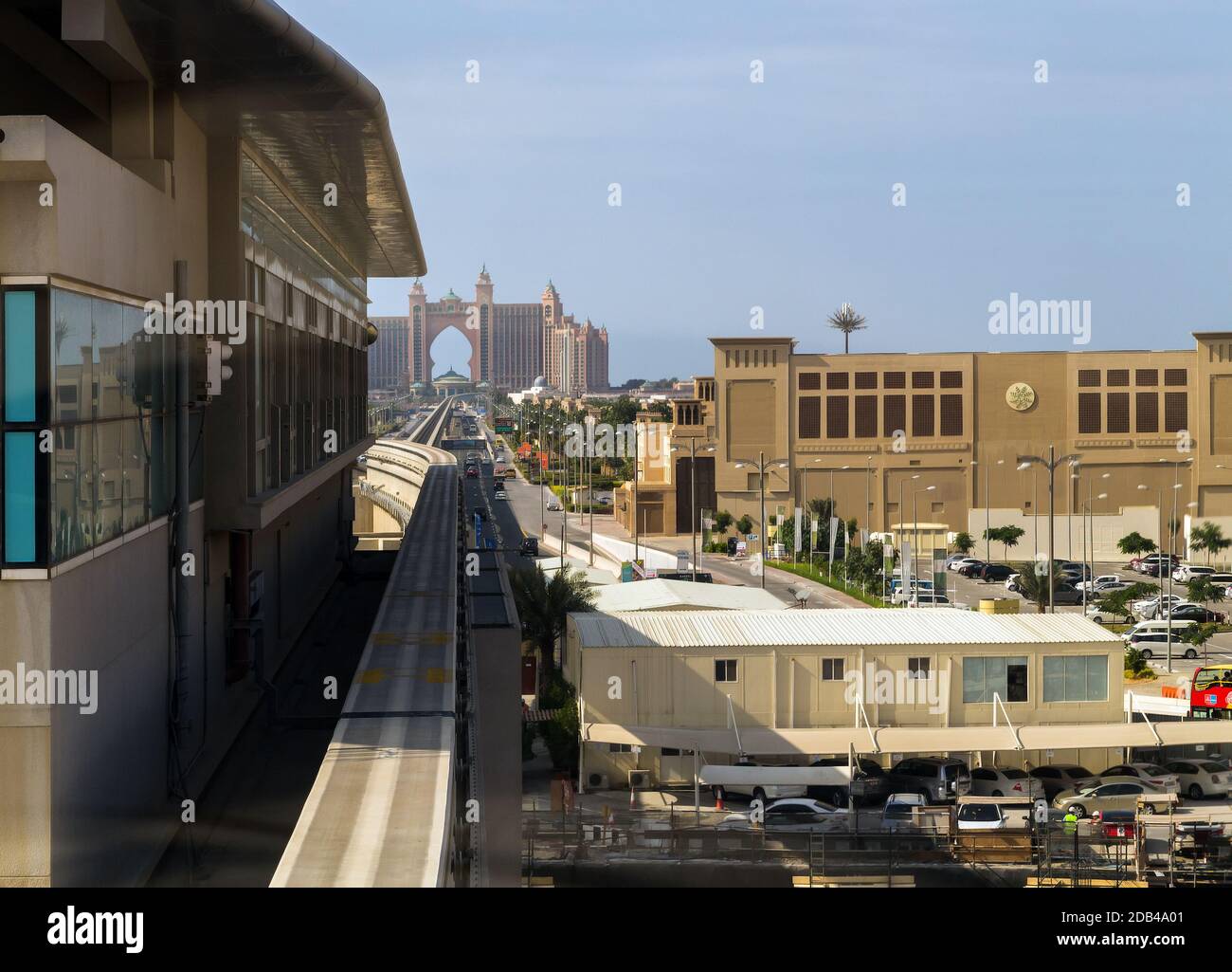 Palm jumeirah dubai aerial 2016 hi-res stock photography and images - Alamy