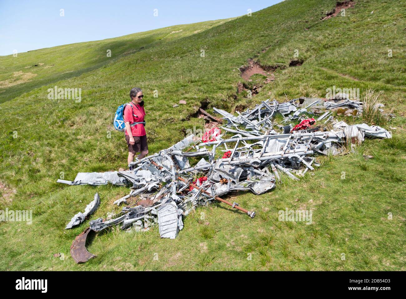 Memorial and remains of Wellington crashed aircraft on a training exercise in July 1942 when five men died, Waun Rydd, Brecon Beacons national park, W Stock Photo