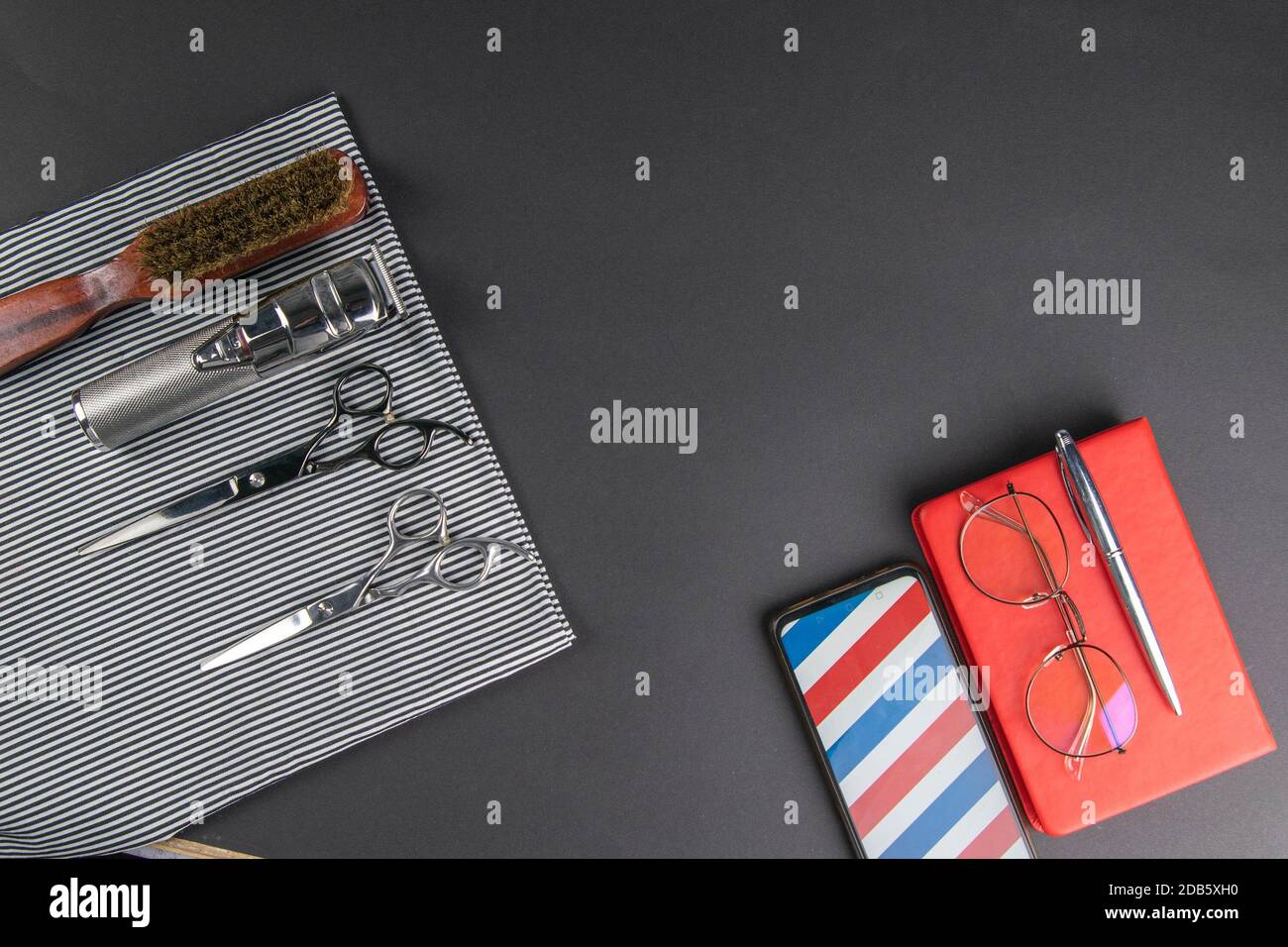 Phone accessories hi-res stock photography and images - Alamy