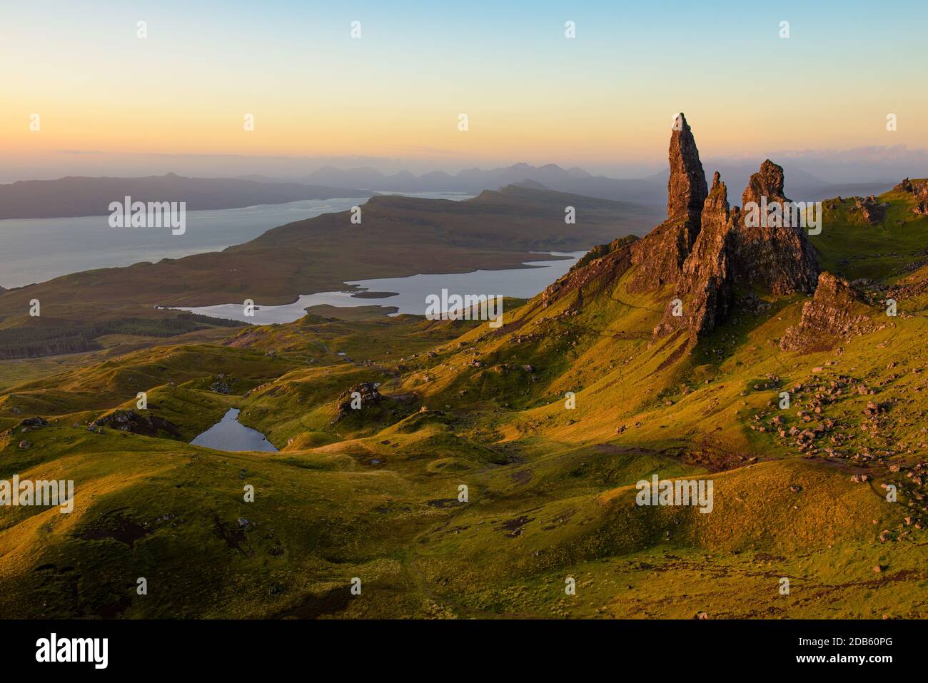 The Old Man Of Storr On The Isle Of Skye With First Light Hitting The Pinnacles Stock Photo Alamy The Old Man Of Storr On The Isle Of Skye With First Light Hitting The Pinnacles Stock Photo Alamy