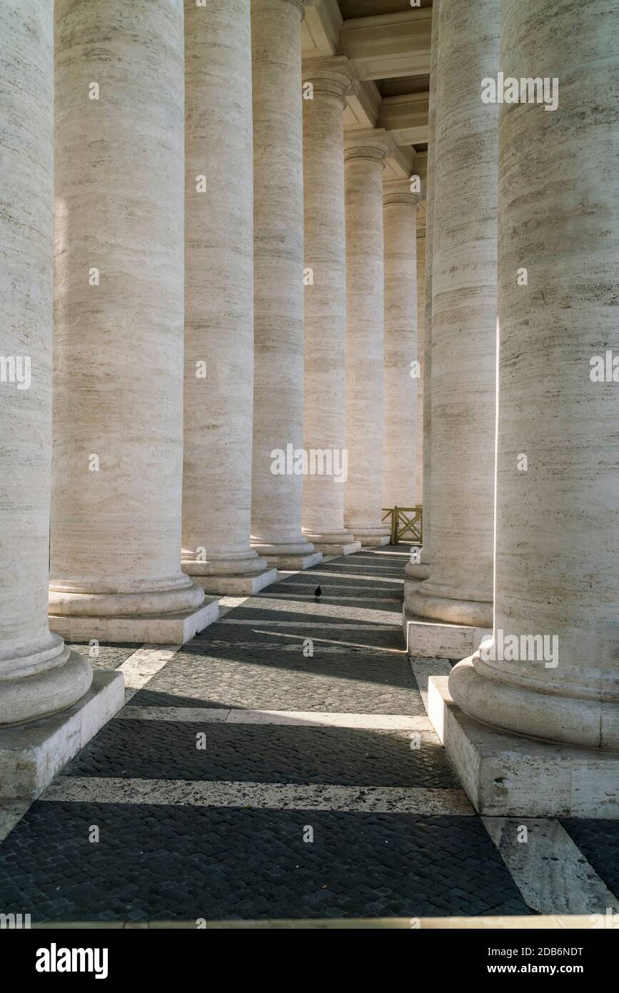 Pillars of the Vatican st Peters Square Stock Photo Alamy