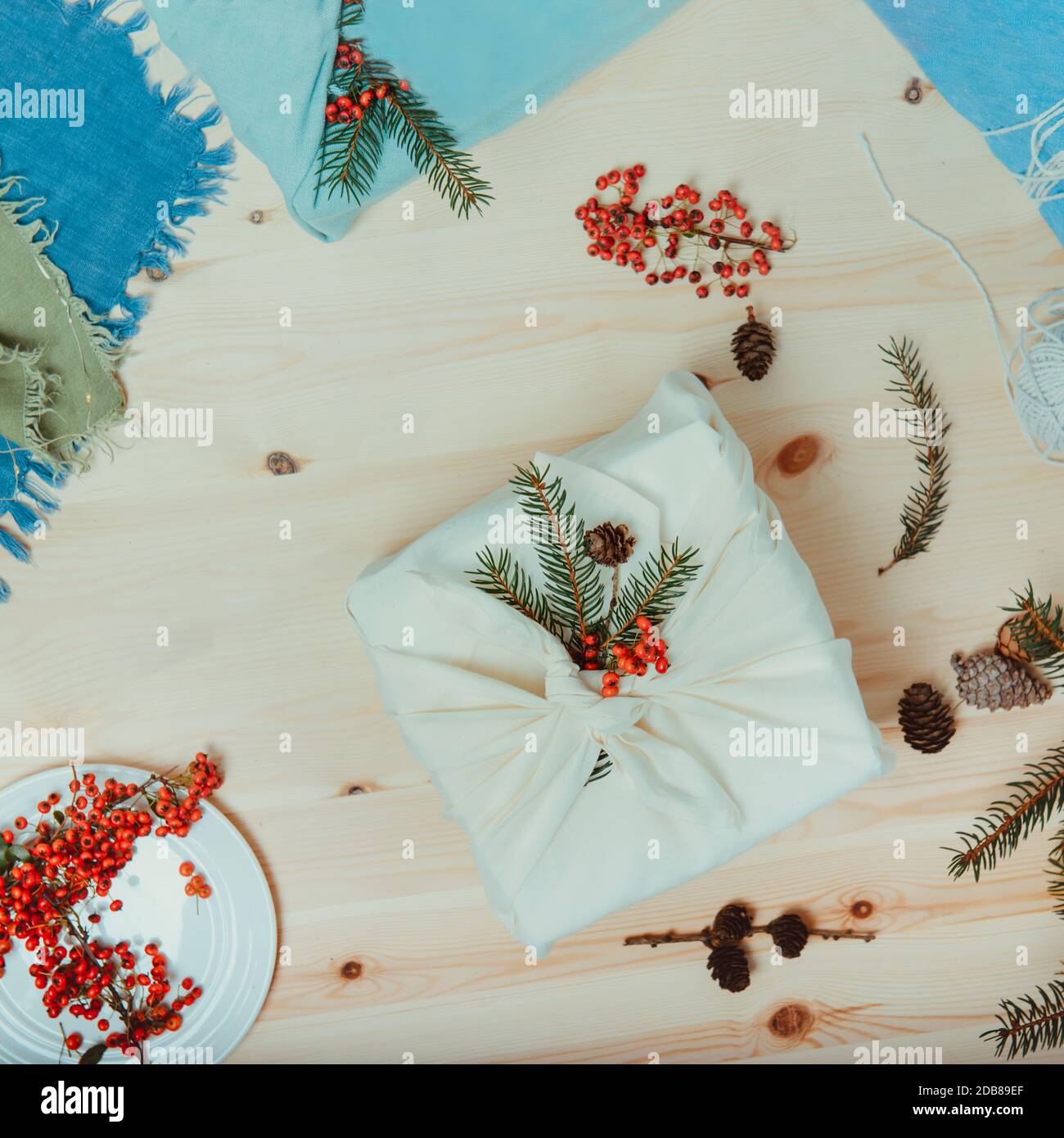 Fabric wrapped box hires stock photography and images Alamy