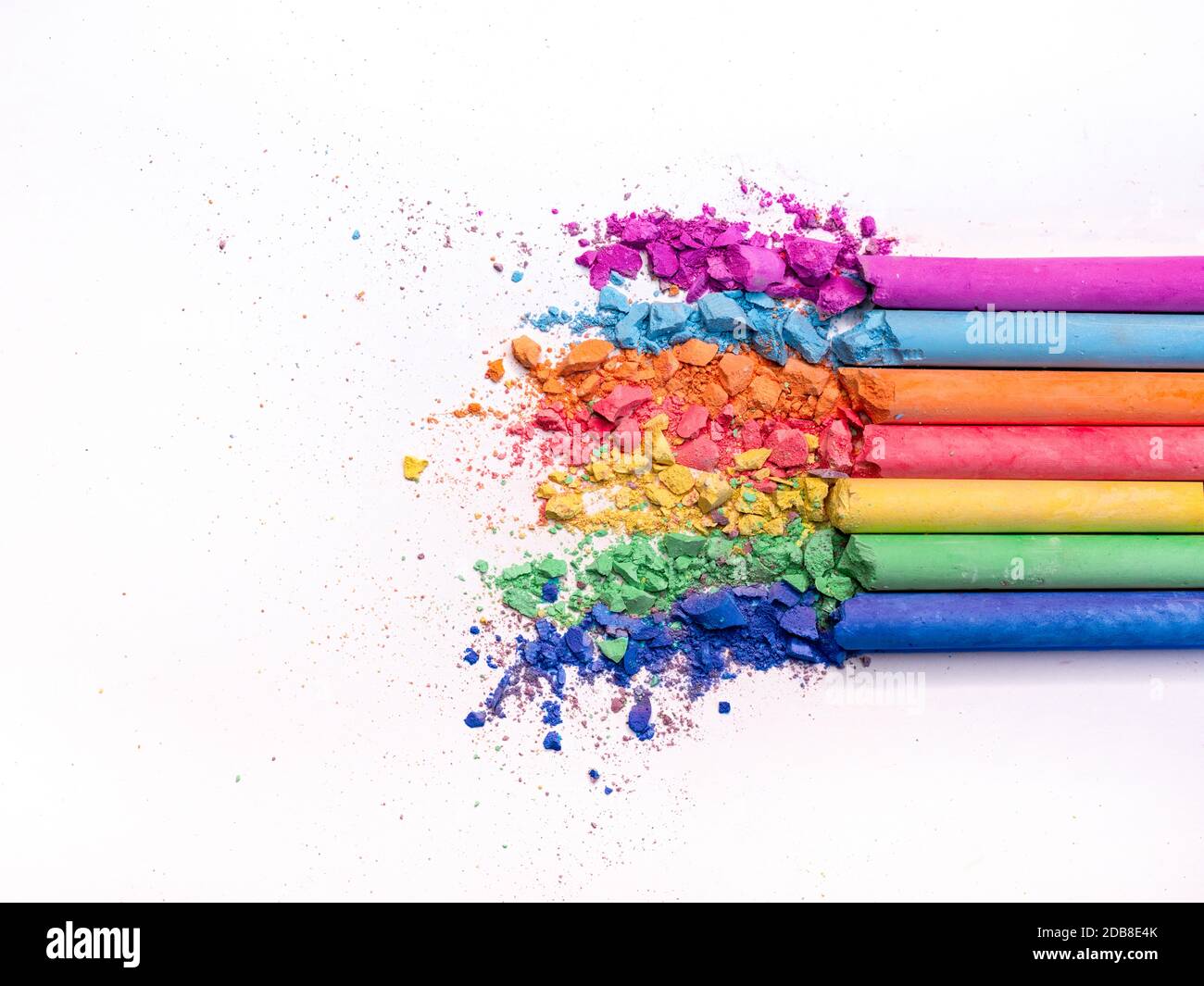 Coloured chalks hi-res stock photography and images - Alamy