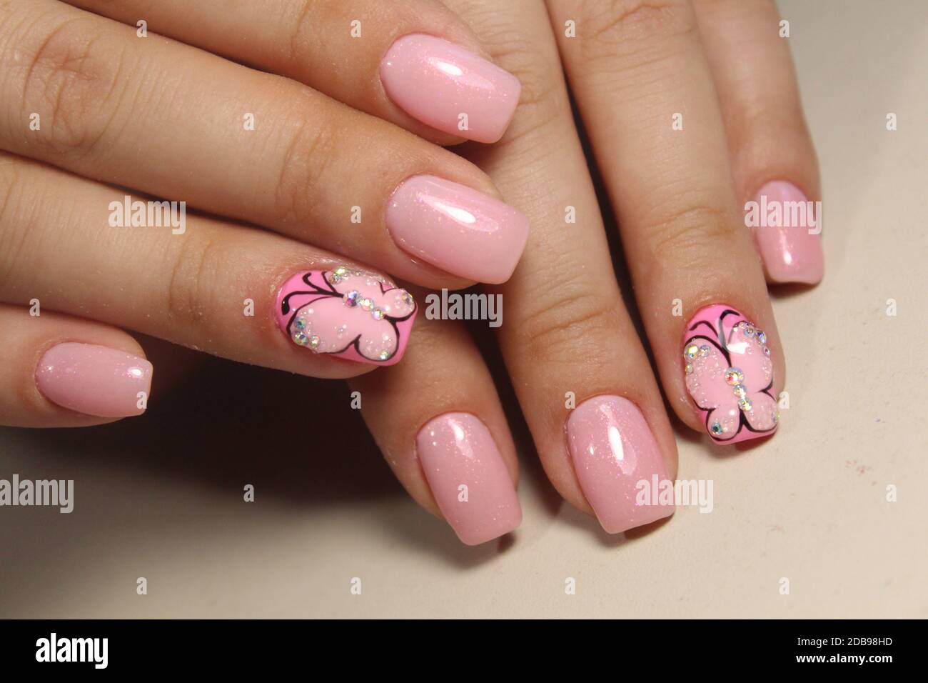 How to Make A Beautiful Nail-Painting? Try Floral - Morimiss Blog