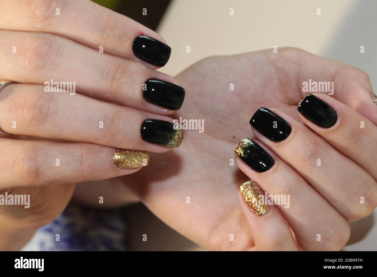 Gold nail varnish hi-res stock photography and images - Page 6 - Alamy