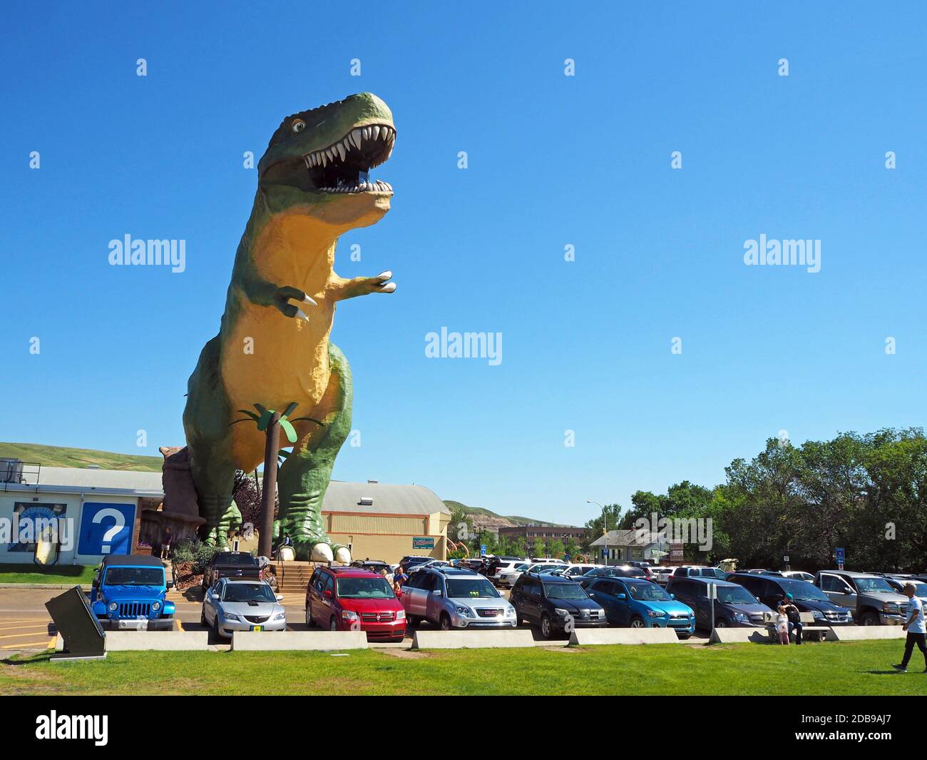 'The Worlds Largest Dinosaur' - Tyrannosaurus rex statue at Drumheller, Alberta, Canada Stock Photo