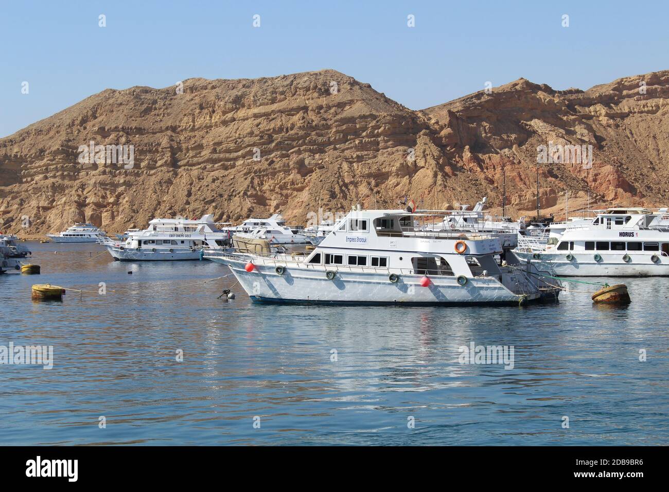 Beautiful boats at the pier of the Red Sea Stock Photo - Alamy