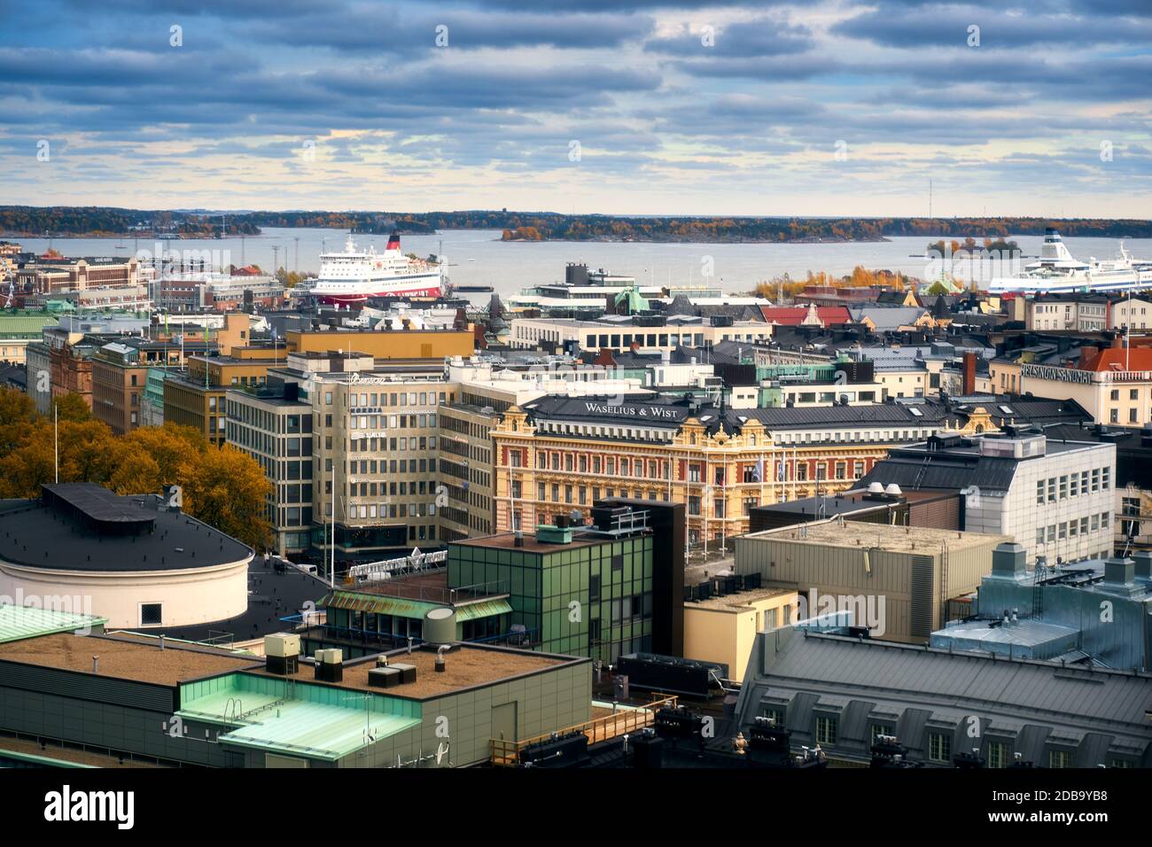Helsinki from above hi-res stock photography and images - Alamy