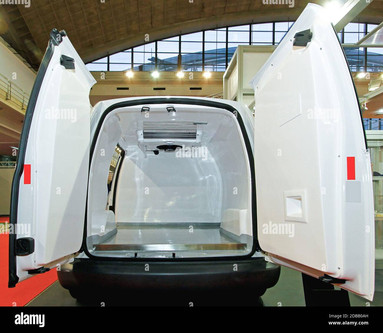 Insulated Fridge Freezer Food Delivery Van Transport Rear Doors Stock