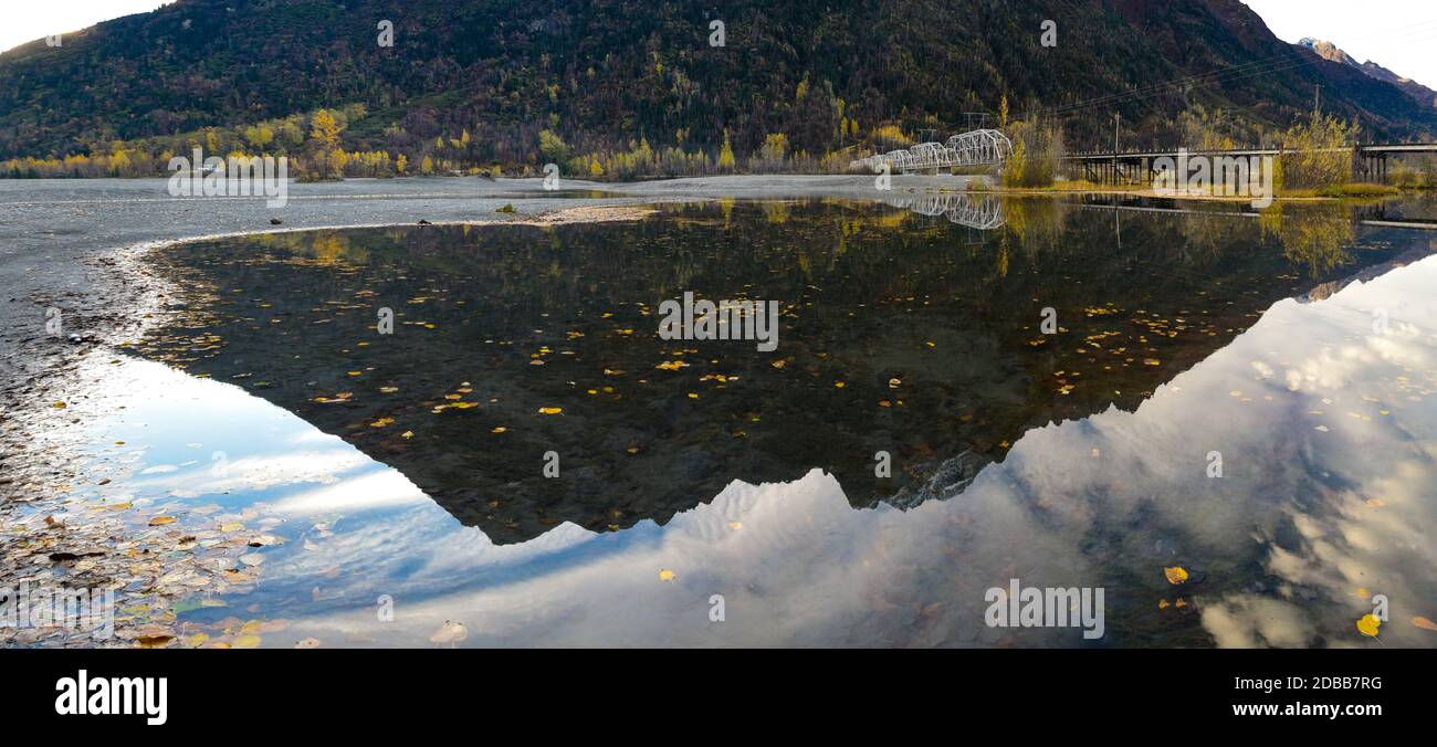 Fall on Alaska's Knik River Stock Photo - Alamy