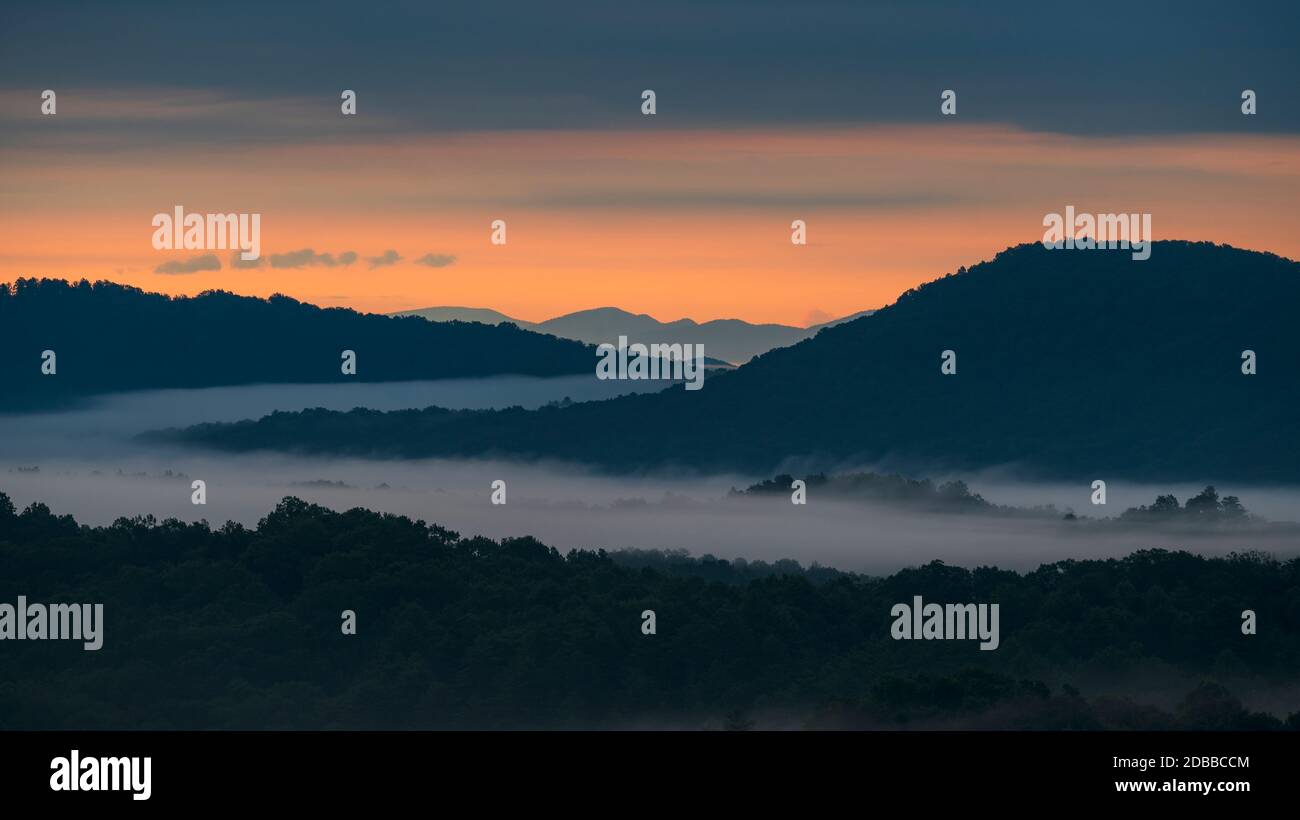 FOG IN THE HOLLOWS OF BLUE RIDGE MOUNTAINS, NORTHWEST GA, USA Stock ...
